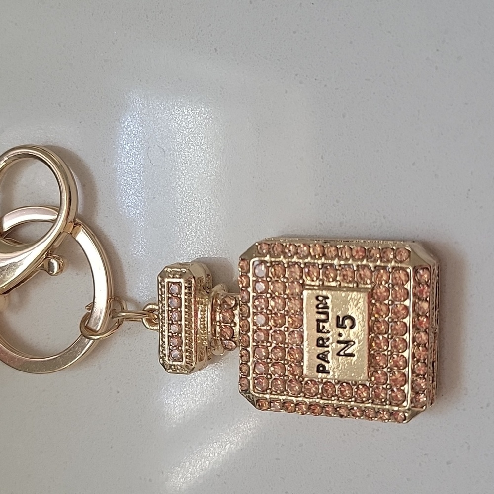 BAG CHARM - Picture 6 of 6